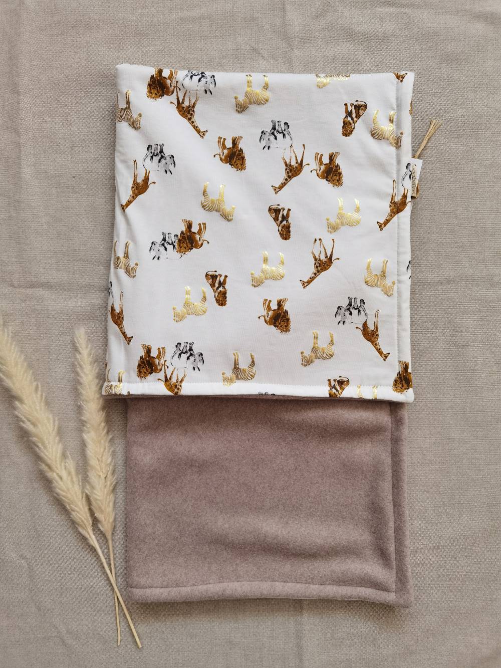 Selectionkreativ - Babydecke mit leuchtenden Zebras Löwen und Giraffen
