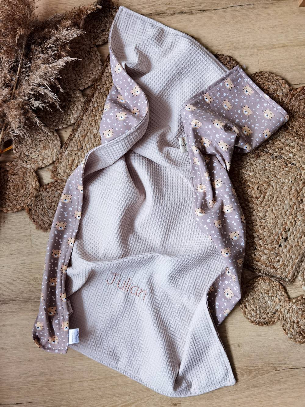 Babydecke Tiger von Selectionkreativ mit Bestickungsmöglichkeit