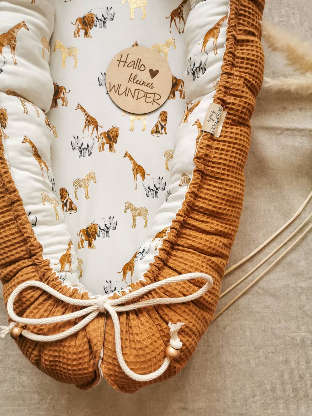 Selectionkreativ - Waffelpique Babynestchen mit Safaritiere