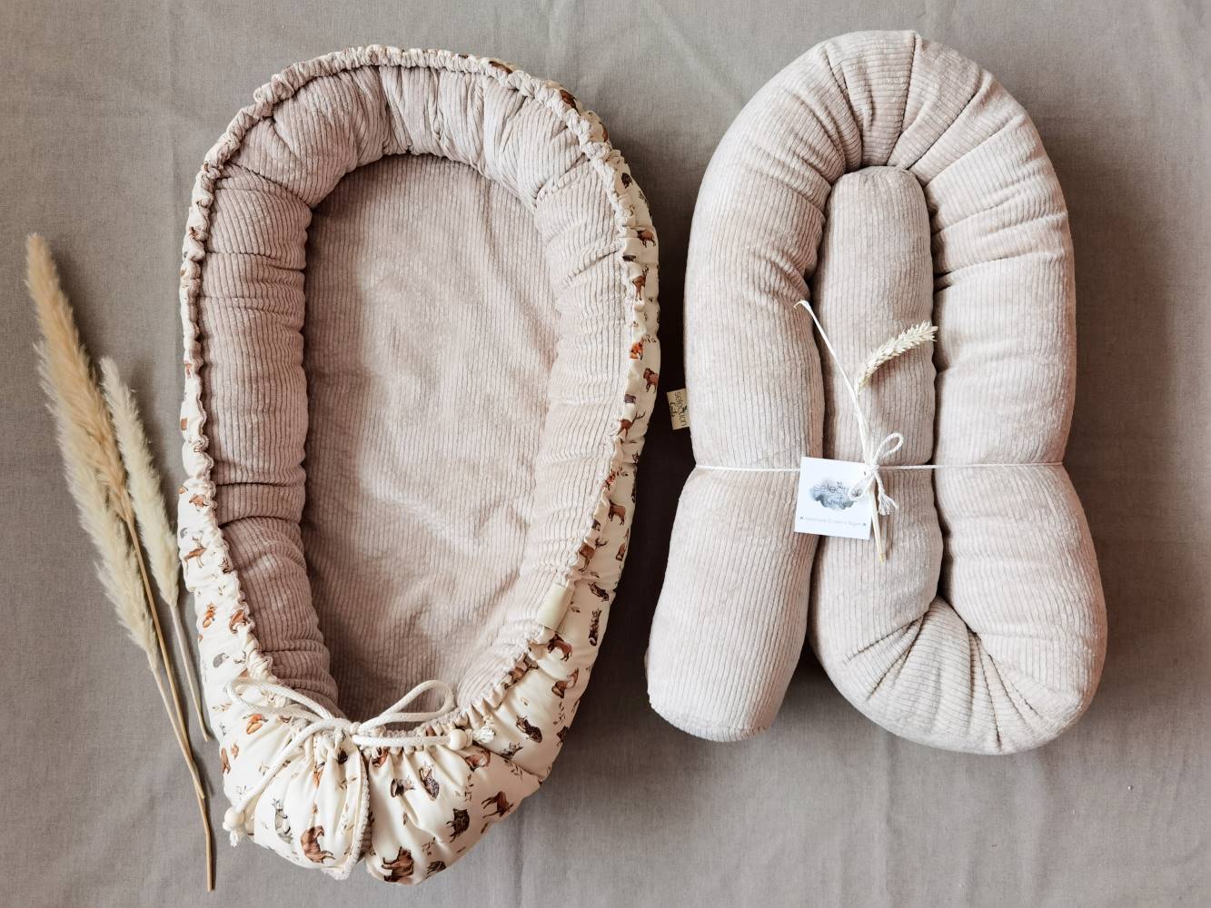 Selectionkreativ - Waldtiere Babynest mit Cord Uni Beige Bettschlange super Erstlingsset