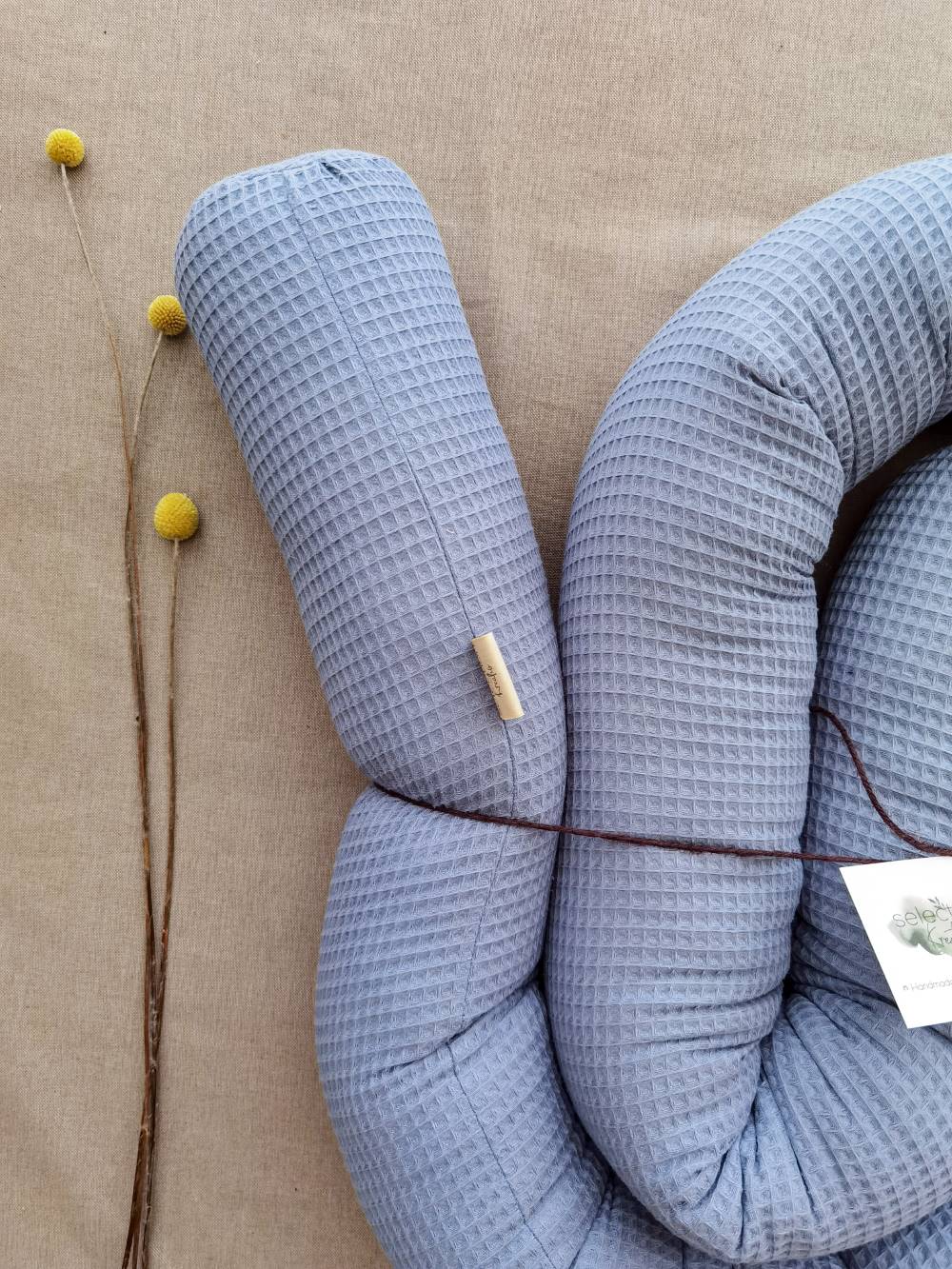 Selectionkreativ - diese und noch viele weitere Bettschlangen in Waffelstoff gibt es in dem Babyladen in Ruhmannsfelden 94239