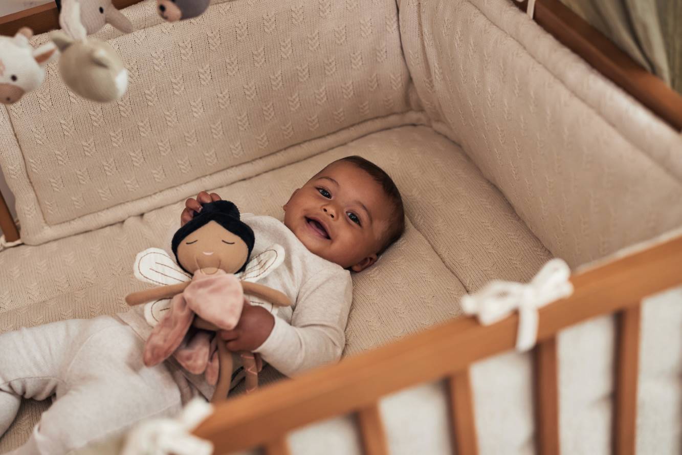 Selectionkreativ - Stoffpuppe Altrosa mit Baby im Bett