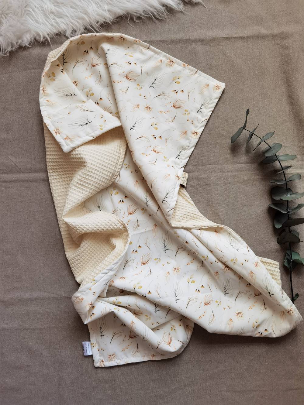 Selectionkreativ - Set mit Babydecke - Nahaufnahme und ausgebereitet. toller Stoff mit super Haptikkeit