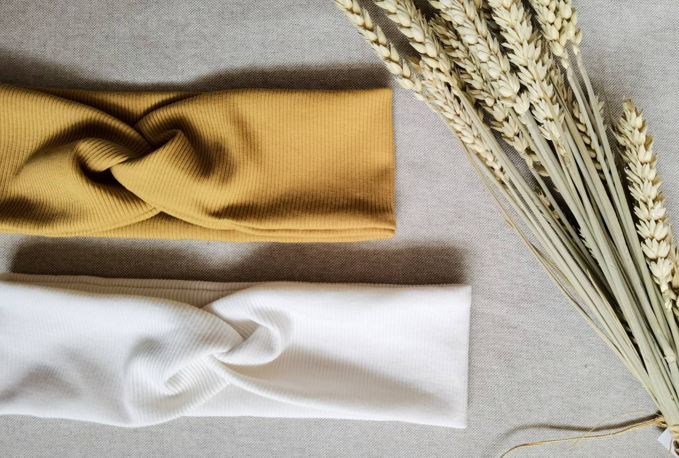 Selectionkreativ - Elastische und handgemachte Stirnbänder vom den Babygeschäft in Ruhmannsfelden