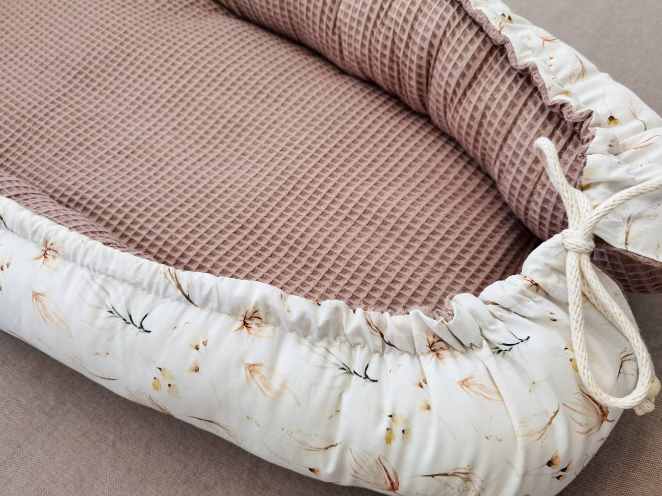 Selectionkreativ - Babynest mit beige Waffelpique