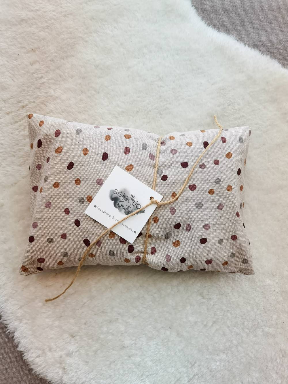Selectionkreativ - Zirbenkissen Dots in Leinenlook mit glatter Oberfläche