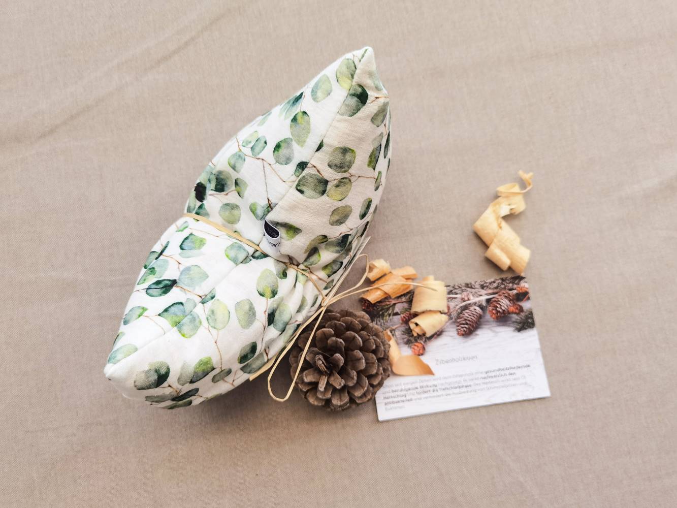 Selectionkreativ - kuschelweiches Zirbenholzkissen mit knister geräusch