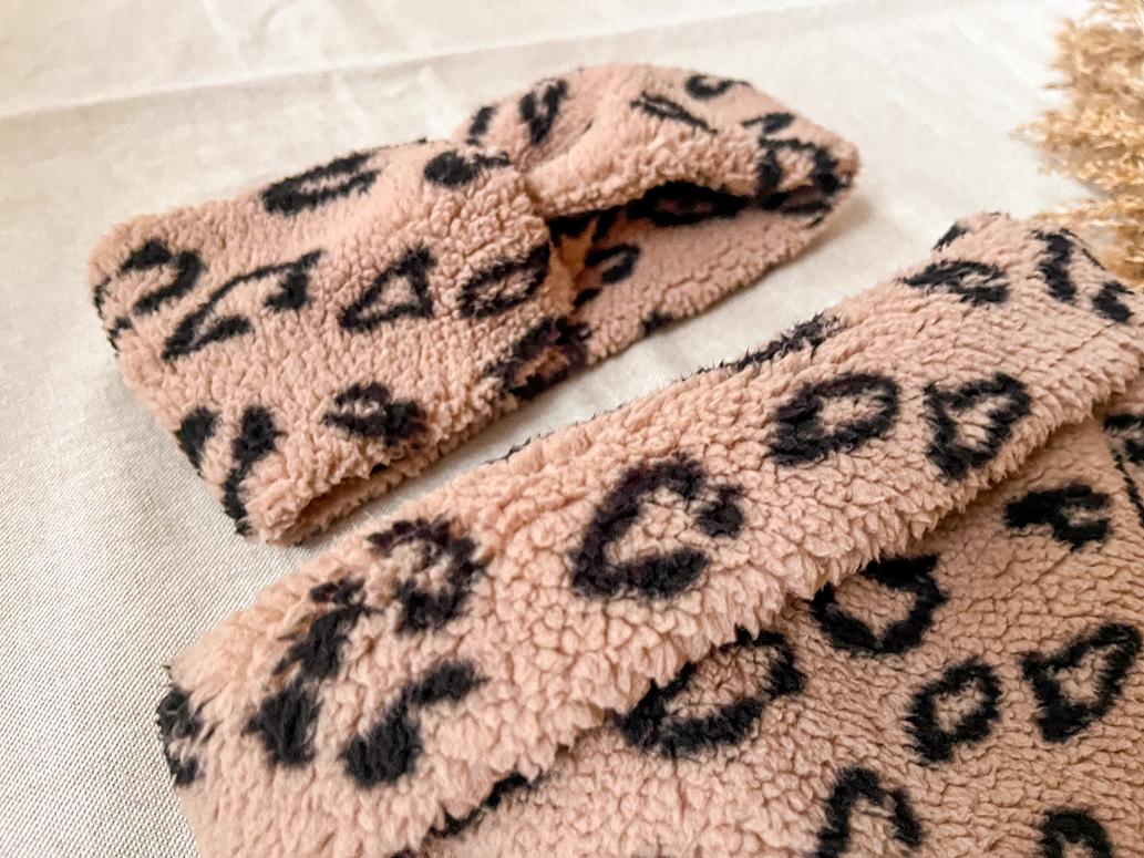 Selectionkreativ Stirnband und Loop im Leo Design 